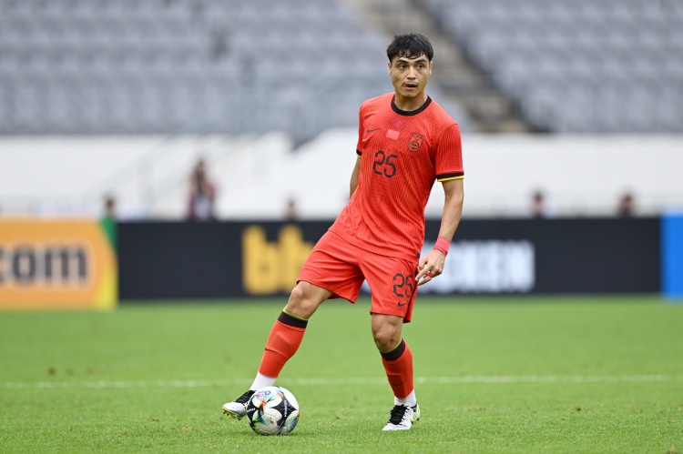 开元棋牌-东体：吾米提江在国家队踢了左右边卫，回到海港大概率踢中卫